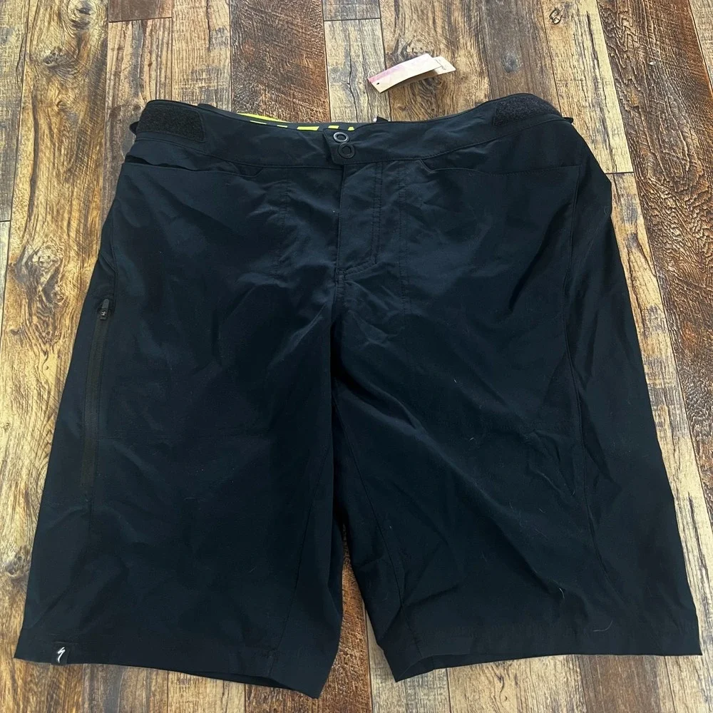 Enduro Mens Sport Shorts Padded Performance Lined Black Athletic Cycling Size 36